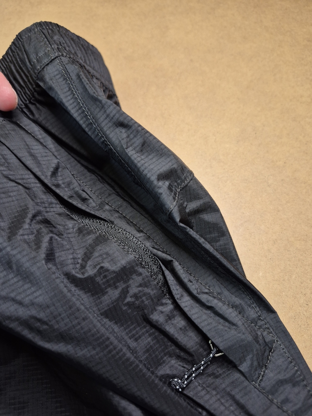 Patagonia Black Women's Waterproof Pants 3361/379 - Picture 7 of 12